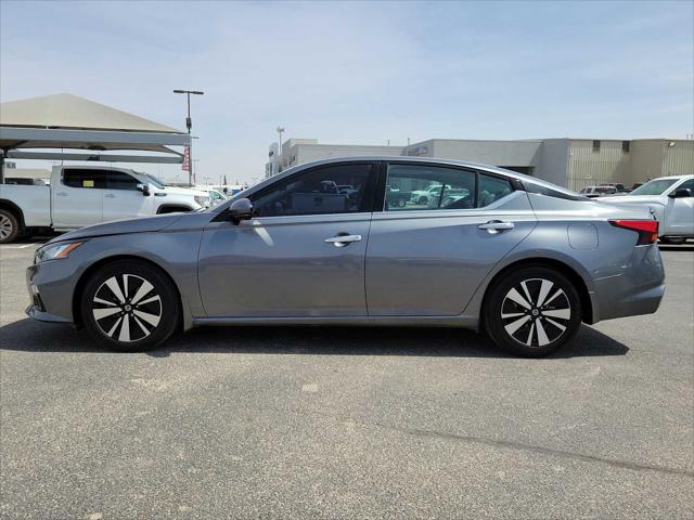 2022 Nissan Altima SL FWD