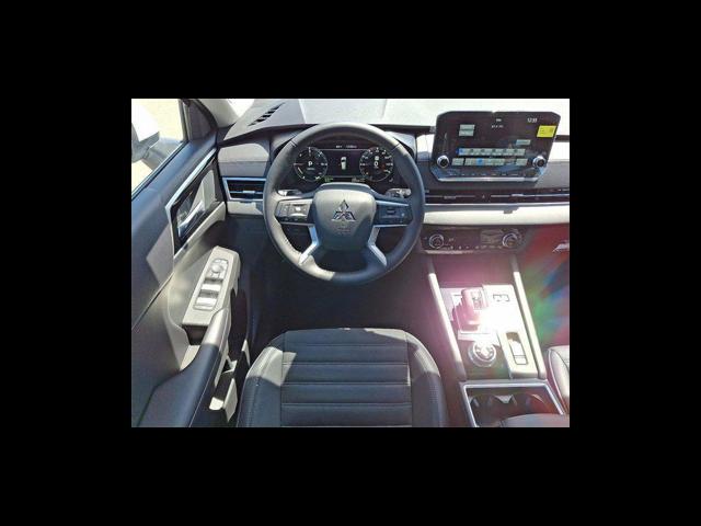 2025 Mitsubishi Outlander PHEV SE S-AWC