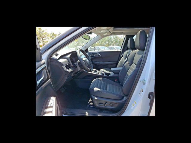 2025 Mitsubishi Outlander PHEV SE S-AWC
