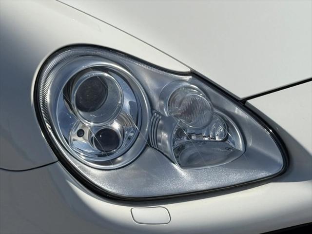 2004 Porsche Cayenne S
