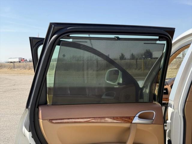 2004 Porsche Cayenne S