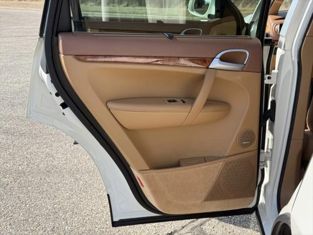 2004 Porsche Cayenne S