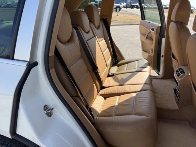 2004 Porsche Cayenne S