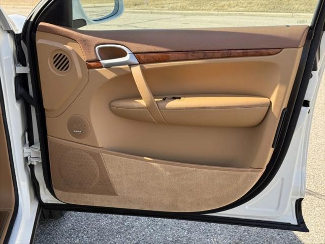 2004 Porsche Cayenne S