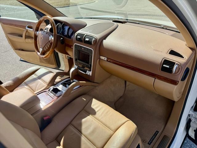 2004 Porsche Cayenne S