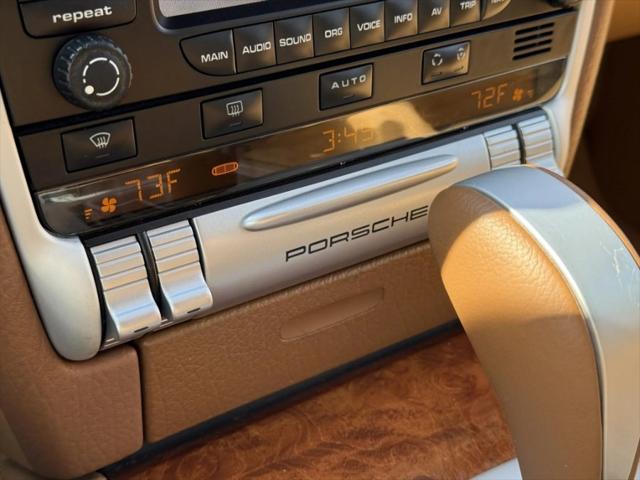 2004 Porsche Cayenne S