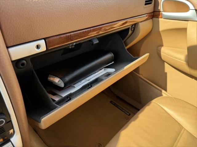 2004 Porsche Cayenne S