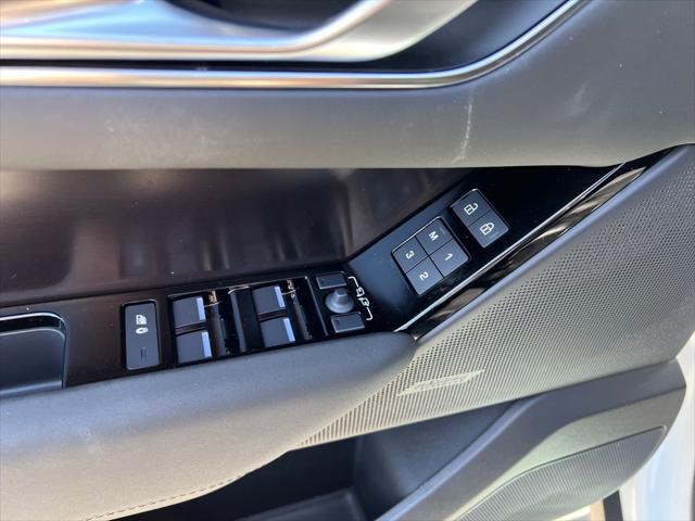 2026 Land Rover Range Rover Velar P250 Dynamic SE