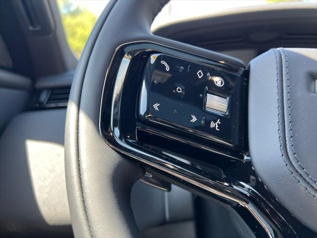 2026 Land Rover Range Rover Velar P250 Dynamic SE