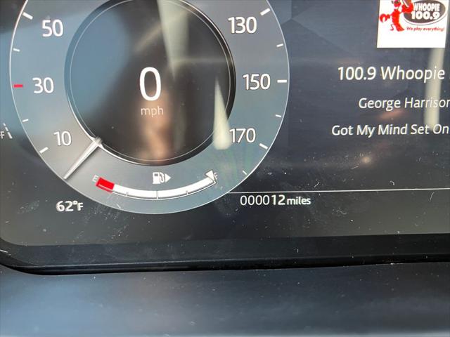2026 Land Rover Range Rover Velar P250 Dynamic SE