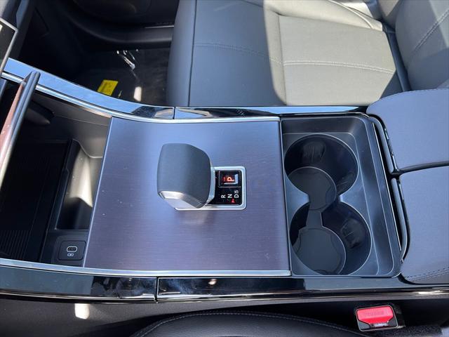 2026 Land Rover Range Rover Velar P250 Dynamic SE