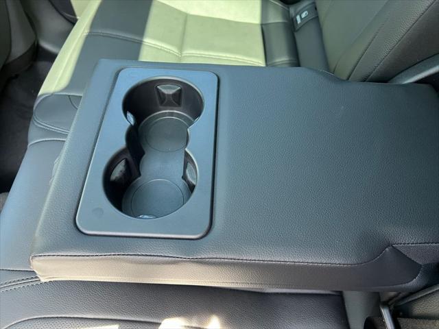 2026 Land Rover Range Rover Velar P250 Dynamic SE