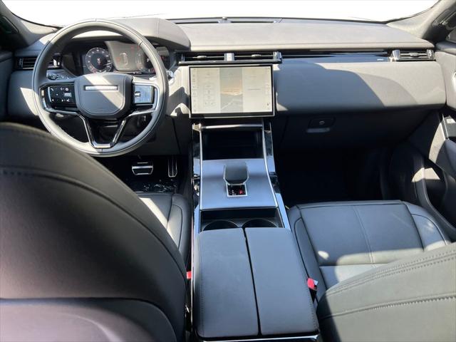 2026 Land Rover Range Rover Velar P250 Dynamic SE