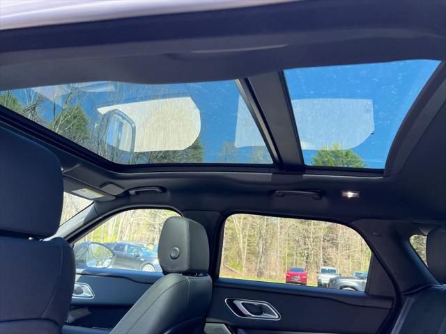 2026 Land Rover Range Rover Velar P250 Dynamic SE