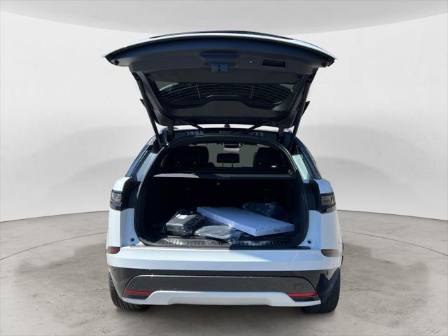 2026 Land Rover Range Rover Velar P250 Dynamic SE