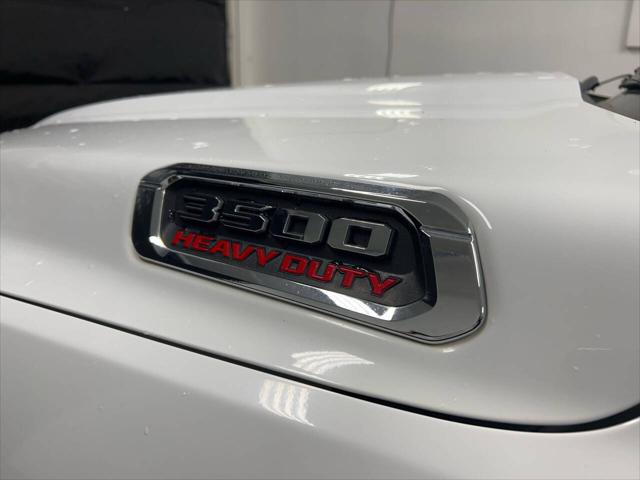 2022 Ram 3500 Tradesman Crew Cab 4x4 8' Box
