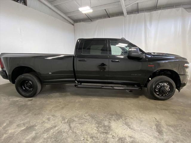 2025 RAM Ram 3500 RAM 3500 LARAMIE CREW CAB 4X4 8 BOX