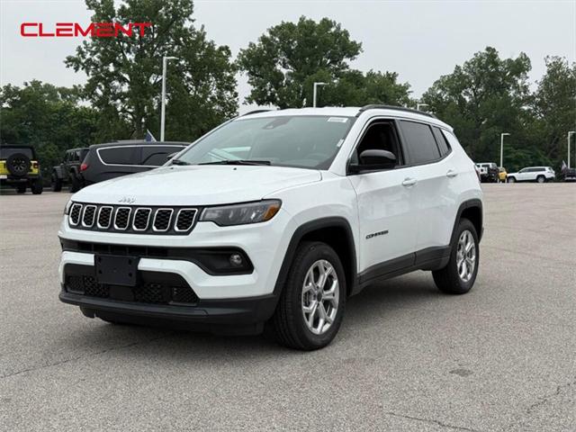 2025 Jeep Compass COMPASS LATITUDE 4X4