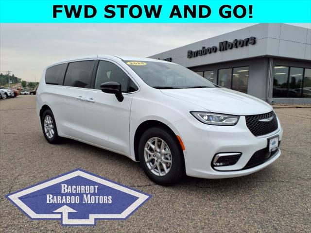 2025 Chrysler Pacifica PACIFICA SELECT
