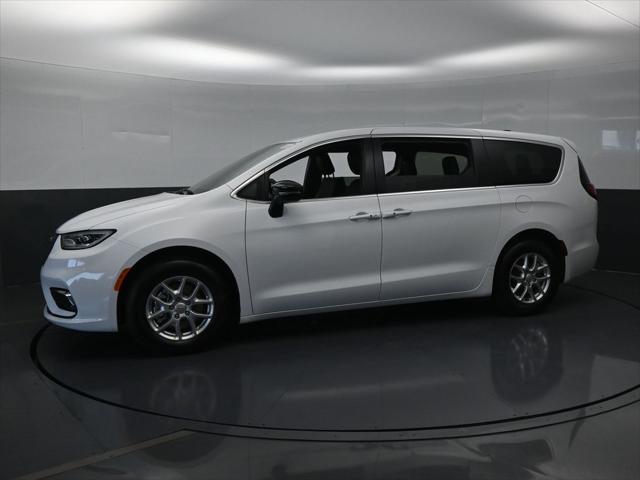 2025 Chrysler Pacifica PACIFICA SELECT