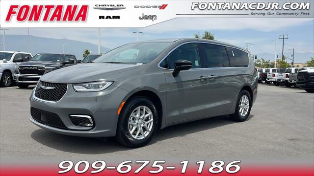 2025 Chrysler Pacifica PACIFICA SELECT