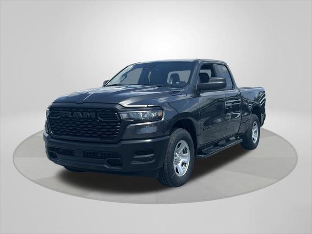 2025 RAM Ram 1500 RAM 1500 TRADESMAN QUAD CAB 4X2 64 BOX