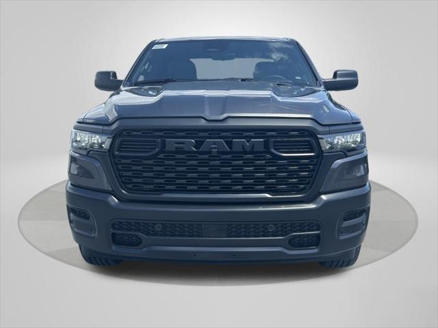 2025 RAM Ram 1500 RAM 1500 TRADESMAN QUAD CAB 4X2 64 BOX