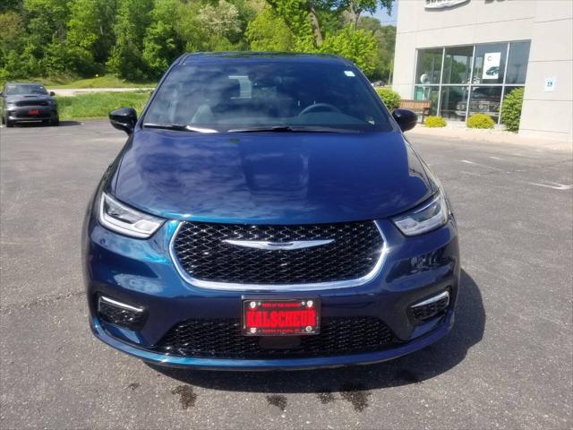 2025 Chrysler Pacifica PACIFICA SELECT