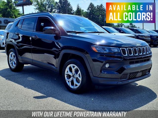 2025 Jeep Compass COMPASS LATITUDE 4X4