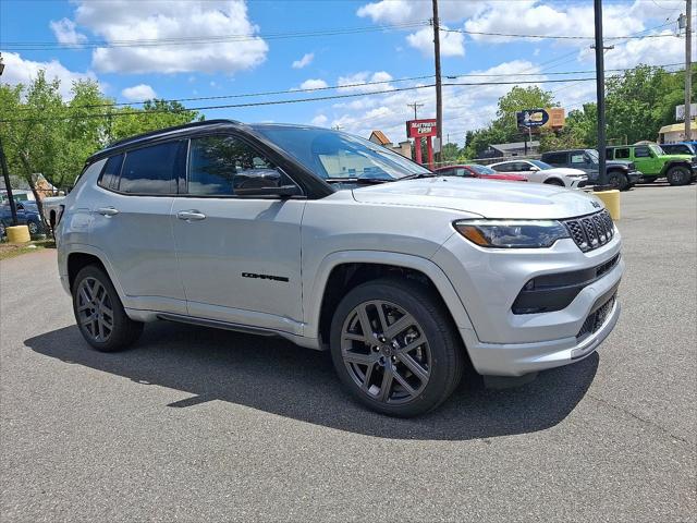 2025 Jeep Compass COMPASS LIMITED 4X4