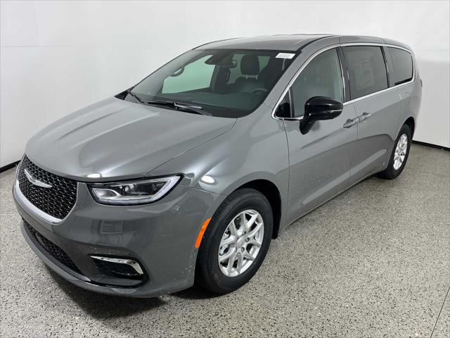 2025 Chrysler Pacifica PACIFICA SELECT