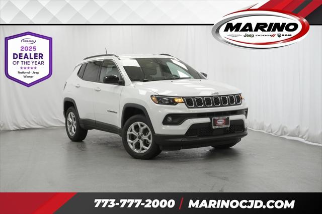 2025 Jeep Compass COMPASS LATITUDE 4X4