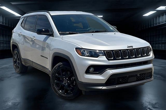 2025 Jeep Compass COMPASS LATITUDE 4X4 2025 Jeep Compass COMPASS LATITUDE 4X4