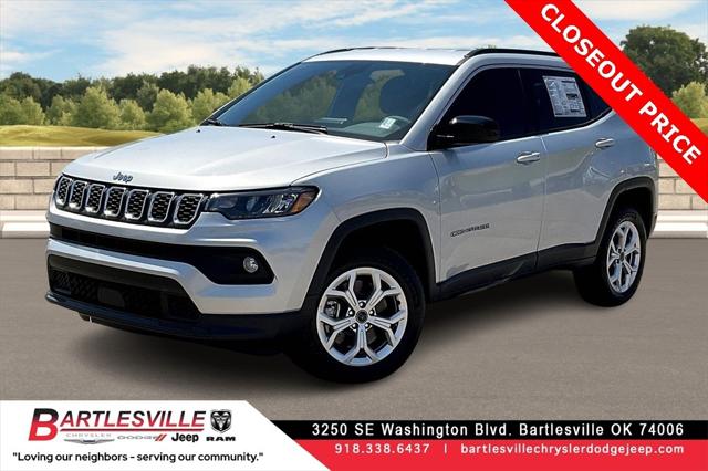 2025 Jeep Compass COMPASS LATITUDE 4X4