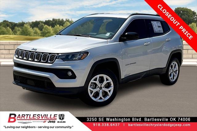 2025 Jeep Compass COMPASS LATITUDE 4X4