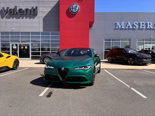 2025 Alfa Romeo Giulia GIULIA INTENSA AWD