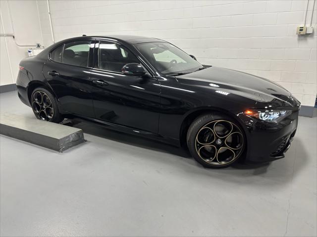 2025 Alfa Romeo Giulia GIULIA INTENSA AWD 2025 Alfa Romeo Giulia GIULIA INTENSA AWD