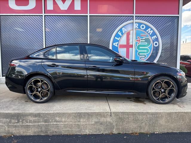 2025 Alfa Romeo Giulia GIULIA INTENSA AWD 2025 Alfa Romeo Giulia GIULIA INTENSA AWD