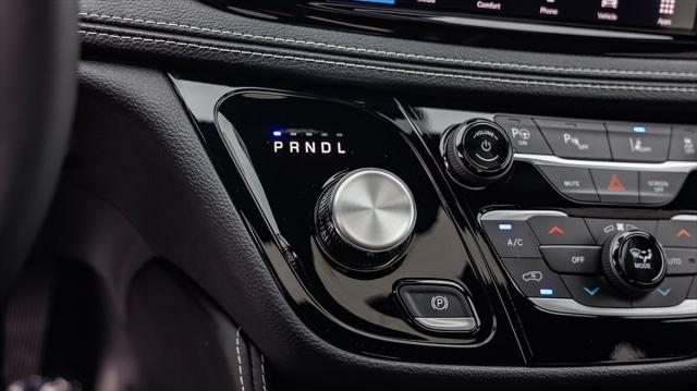 2025 Chrysler Pacifica Hybrid PACIFICA PLUG-IN HYBRID S APPEARANCE