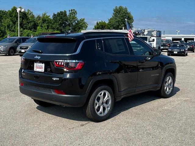 2025 Jeep Compass COMPASS LATITUDE 4X4