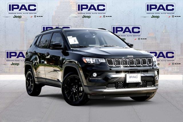 2025 Jeep Compass COMPASS LATITUDE 4X4