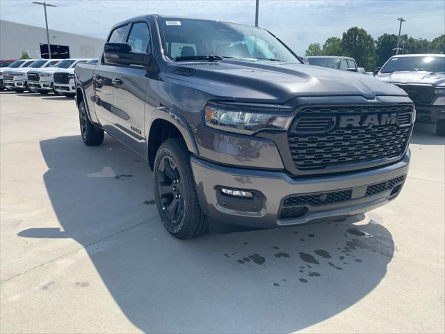 2025 RAM Ram 1500 RAM 1500 BIG HORN CREW CAB 4X4 64 BOX
