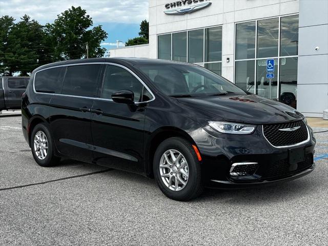 2025 Chrysler Pacifica PACIFICA SELECT