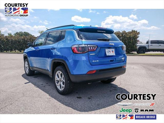 2025 Jeep Compass COMPASS LATITUDE 4X4