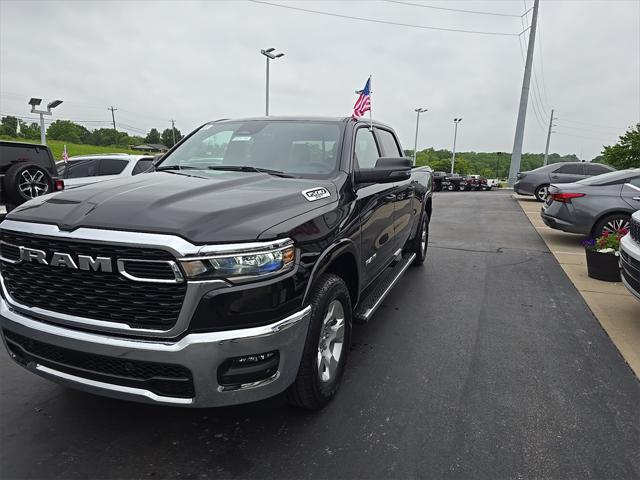 2025 RAM Ram 1500 RAM 1500 BIG HORN CREW CAB 4X4 64 BOX