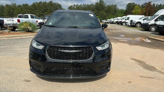 2025 Chrysler Pacifica Hybrid PACIFICA PLUG-IN HYBRID S APPEARANCE