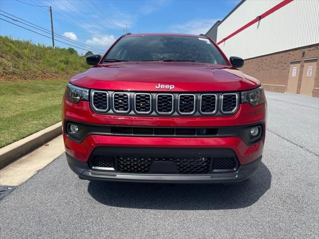 2025 Jeep Compass COMPASS LATITUDE 4X4