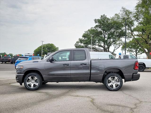 2025 RAM Ram 1500 RAM 1500 TRADESMAN QUAD CAB 4X4 64 BOX