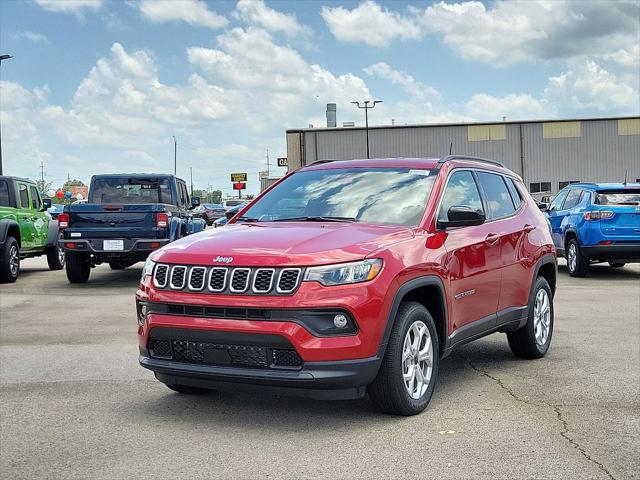2025 Jeep Compass COMPASS LATITUDE 4X4