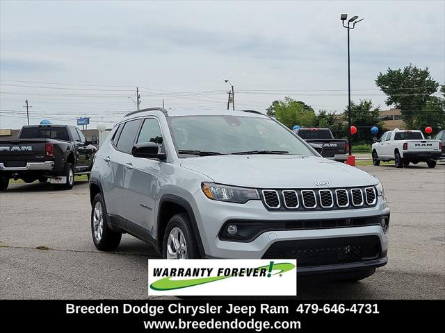 2025 Jeep Compass COMPASS LATITUDE 4X4